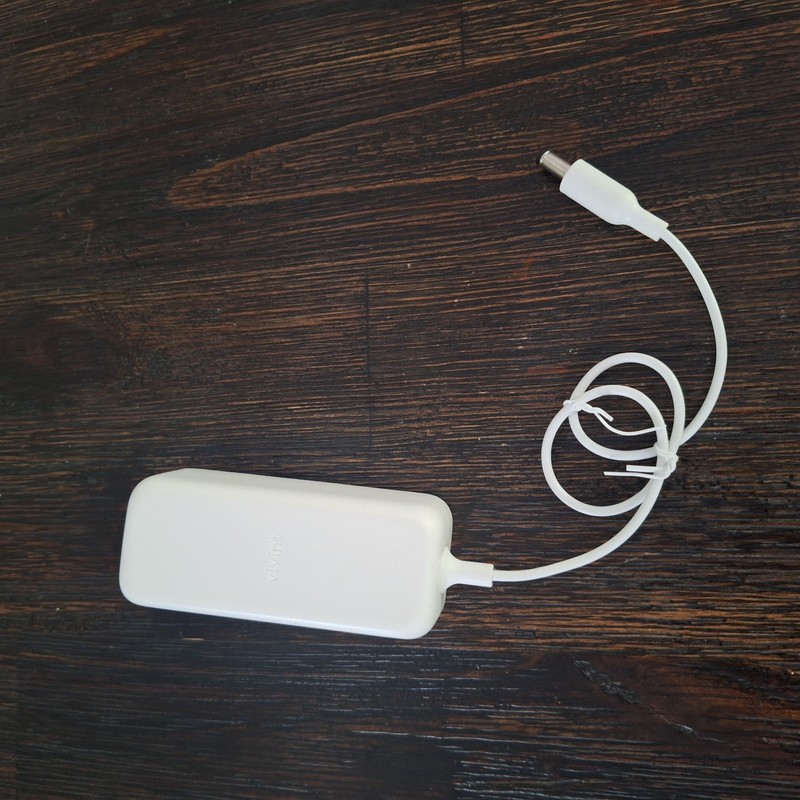 Vivint Adapter Plug For Camera vs-odc350-wht UB gallery
