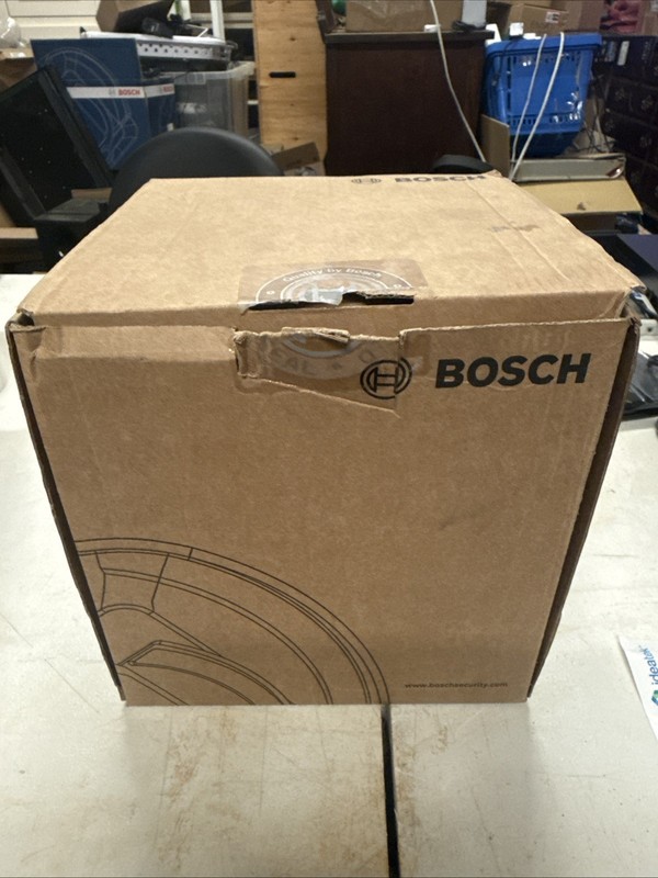Bosch NIN-73023-A3ASW FLEXIDOME IP Starlight 7000 Dome 2MP HDR 3-9mm auto, IP66 gallery
