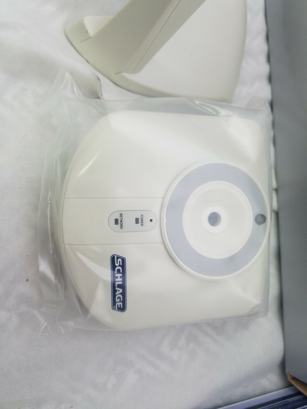 SCHLAGE LINK WCE100 WIRED NETWORK CAMERA gallery