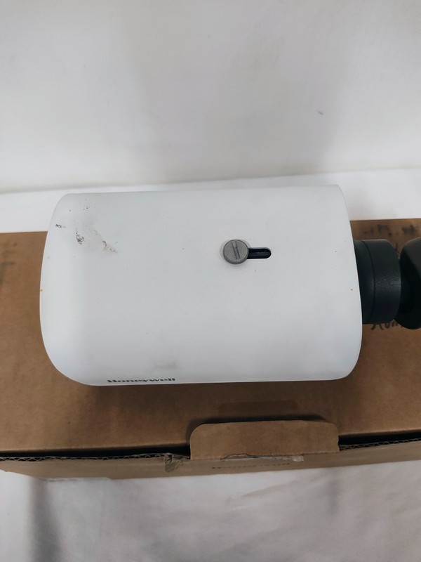 Honeywell HBW4GR1 Rugged Bullet IP Security Camera gallery