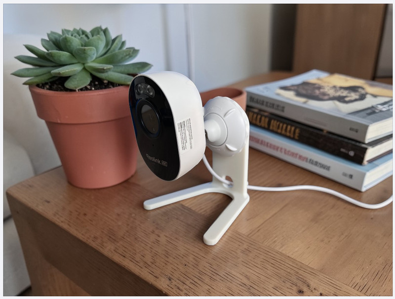 Security Camera Stand for Reolink Argus 3 | Lumus