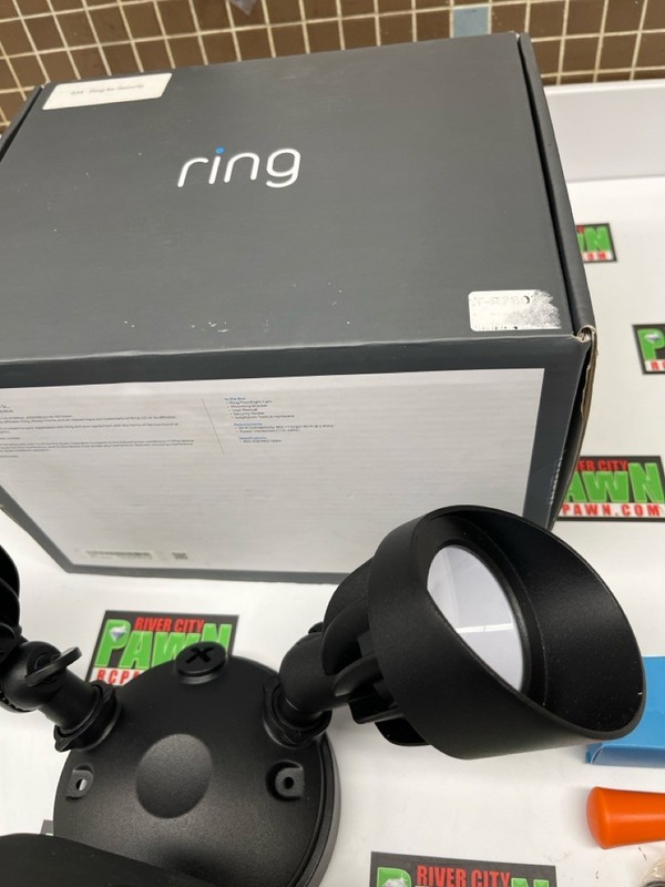 RING VIDEO DOORBELL FLOODLIGHT CAM (R7B016411) gallery