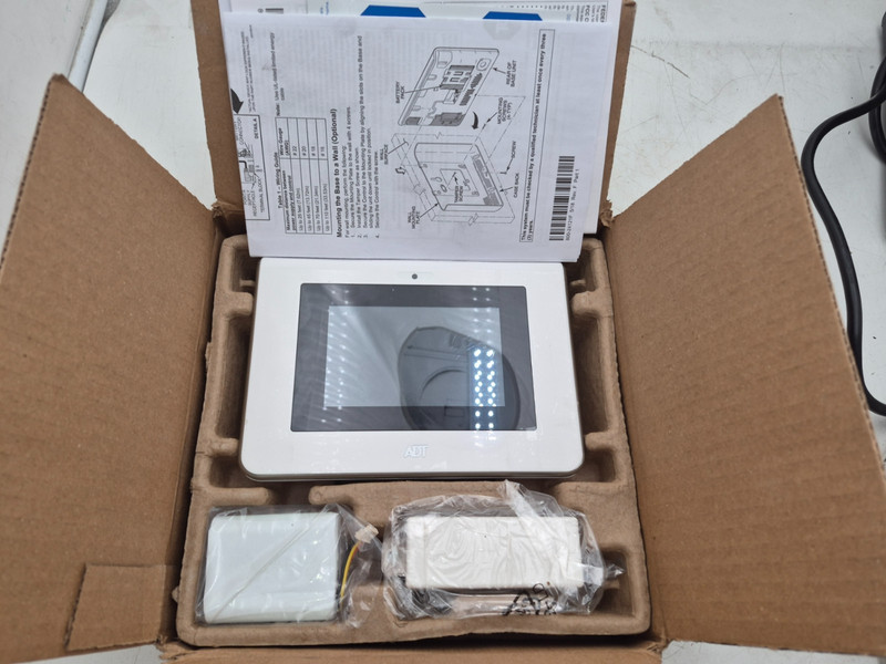 ADT - ADT5AIO-5 5" AIO W/WIFI/ZWAVE/24Hr Battery Security Panel Firmware 5 ⭐New⭐