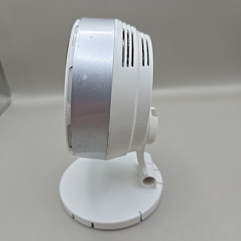 Samsung White SmartCam Smart Cam HD Pro SNH-P6410BN With Cord & 2GB Micro SD gallery