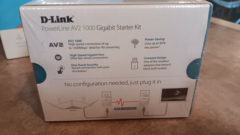 NEW D-Link HD Pan & Tilt Wi-Fi Camera and PowerLine AV2 1000 Gigabit Starter Kit gallery