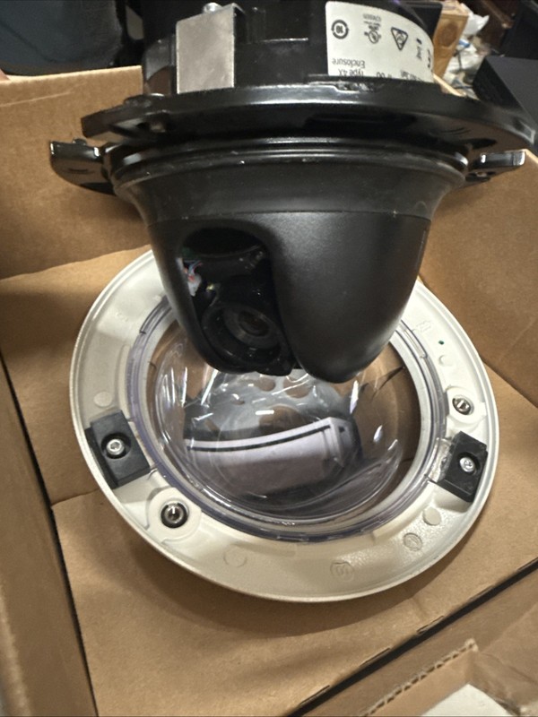 Bosch NIN-73023-A3ASW FLEXIDOME IP Starlight 7000 Dome 2MP HDR 3-9mm auto, IP66 gallery