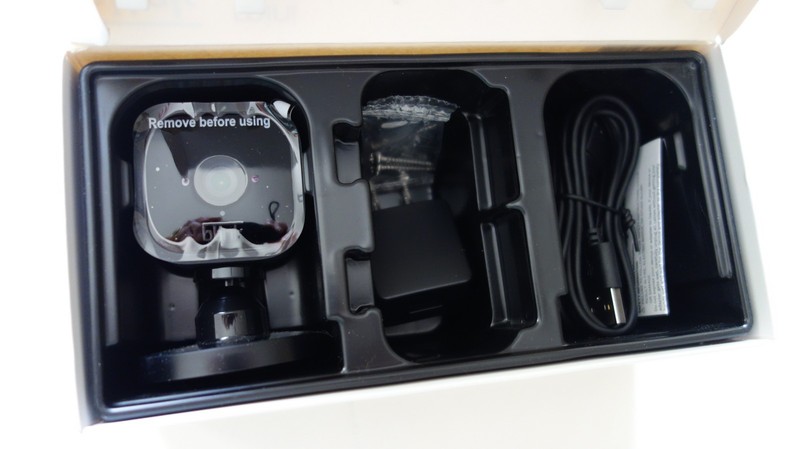 The Blink Mini 1Black High-Resolution, Compact security Camera UPC: 840268988838 gallery