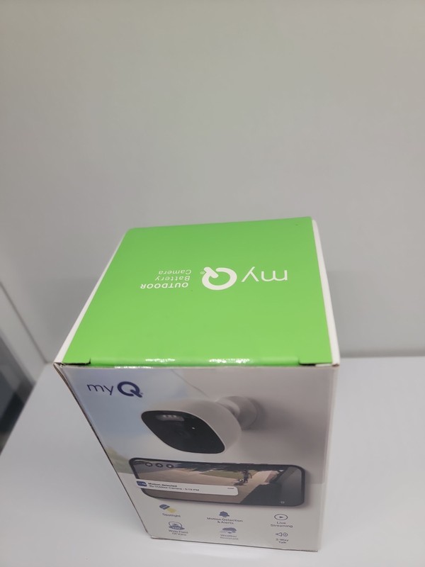 MyQ Wireless Outdoor 2K All-In-One Battery Camera | 141-4326-000 | MYQ-C39VXXW gallery