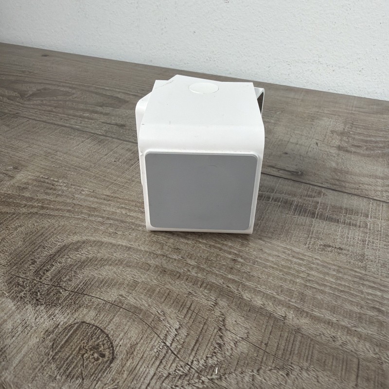 Petcube Cam CC10US White 1080p HD Night Vision Indoor Wi-Fi Pet Security Camera gallery
