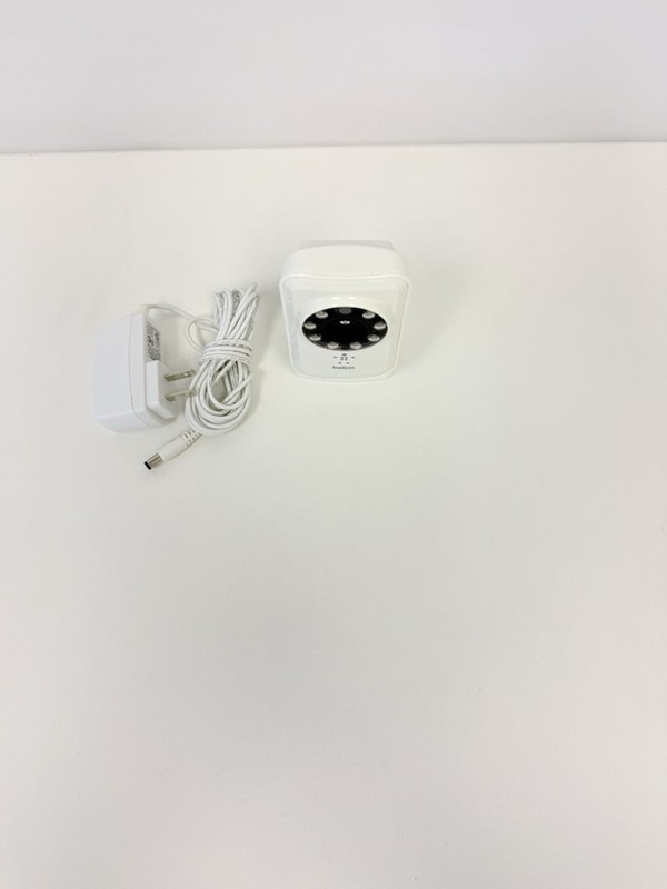 Belkin NetCam Wi-Fi Camera with Night Vision (F7D7601v1) W/ Adapter gallery
