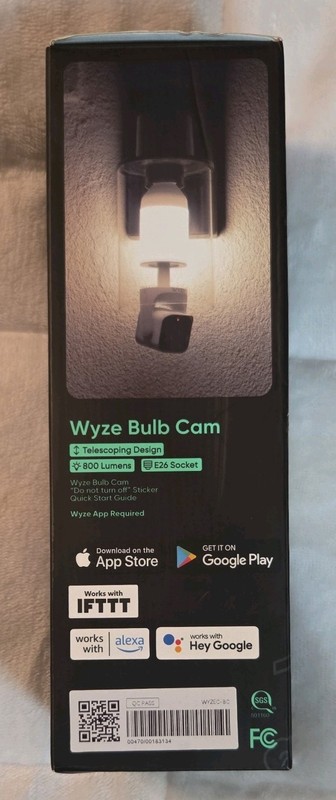 Wyze - 2k Smart Lightbulb WI-Fi Security Camera with Color Night Vision & Dim... gallery