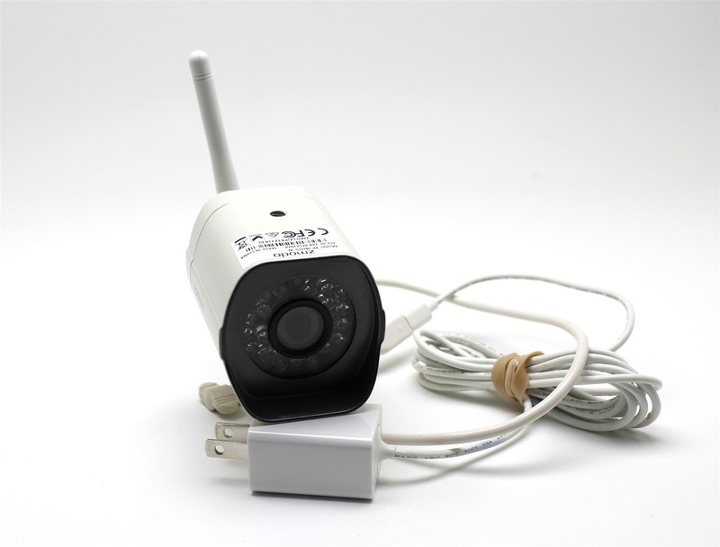 Zmodo 720p HD IP ZP-IBH15-W Wireless IR Outdoor Home Security Camera FOR PARTS
