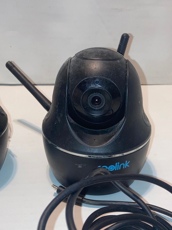 2 Reolink C1 Pro Black Indoor Wireless Security Cameras with Cables For Parts gallery