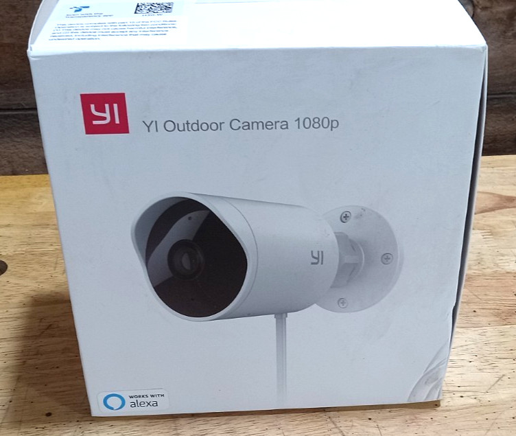 YI Outdoor Camera Wi-Fi 1080p Weatherproof Night Vision Model YHS 3017 gallery