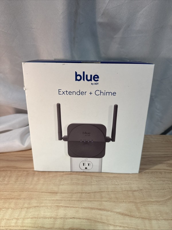 Excellent Pre-Owned Blue by ADT Extender+Chime SCB1R0-29 with Original Box