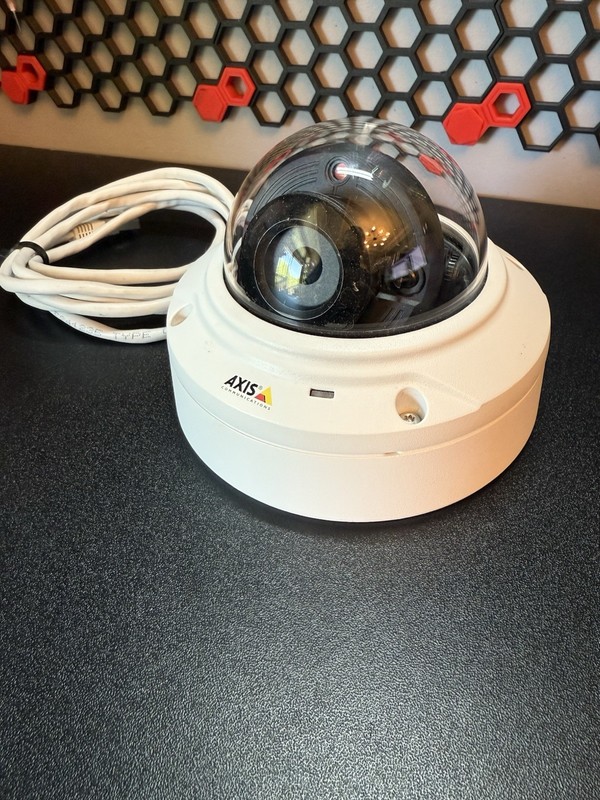 Axis M3024-LVE Indoor/Outdoor Network Security Camera System - White gallery
