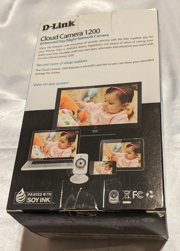 D-Link DCS-942L Enhanced Wireless Day/Night Home Network Camera Remote View IOB gallery