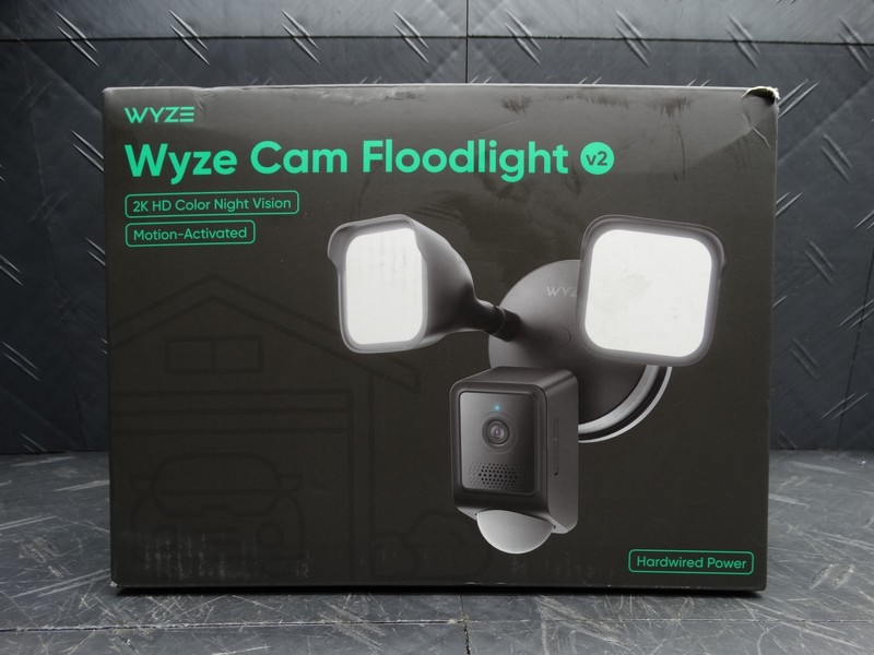 WYZE Wired Outdoor Wi-Fi Floodlight v2 Home Security Camera with 2K Video Black