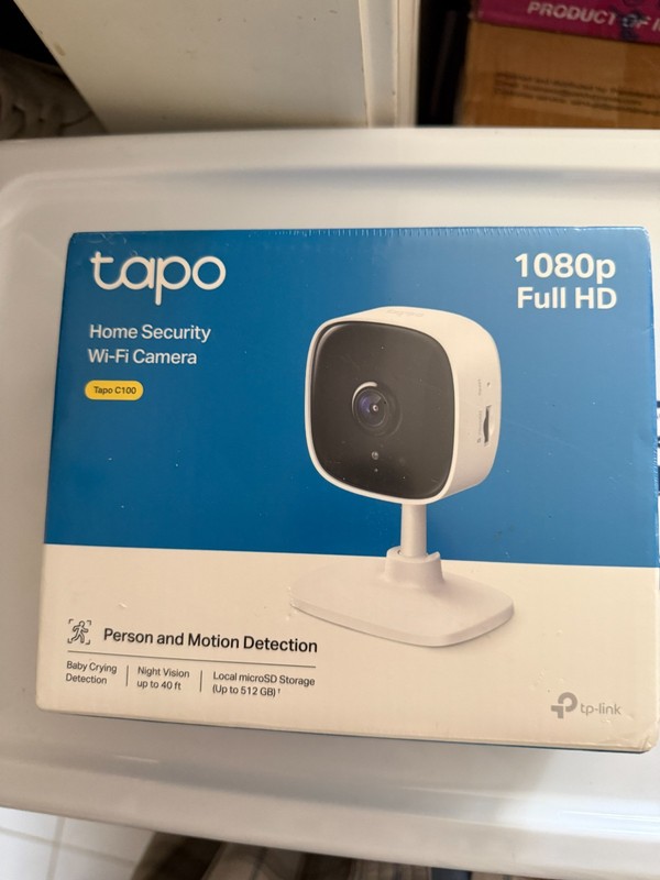 TP-Link Tapo 1080P Indoor Security Camera (C100). Brand new
