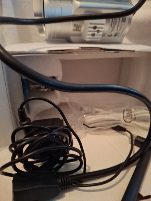 PYLE WIRELESS/WIRED P2P NETWORK PIPCAM15 NEW Open Box gallery