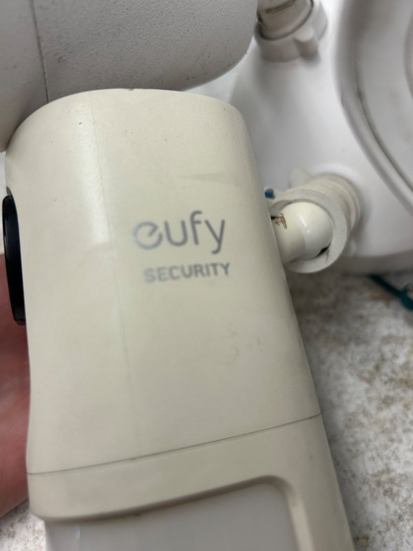 EUFY Floodlight Camera 2K gallery