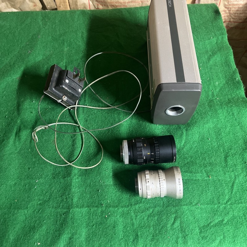 VICON VC250-24U Legacy CCTV/security camera with two lens (Nemco & MAR-KIT) @2N
