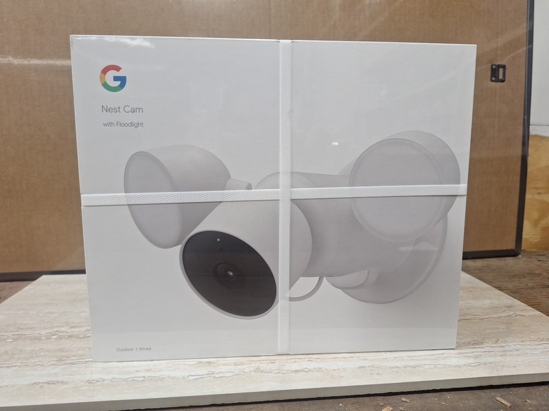 Google – Nest Cam with Floodlight – Snow