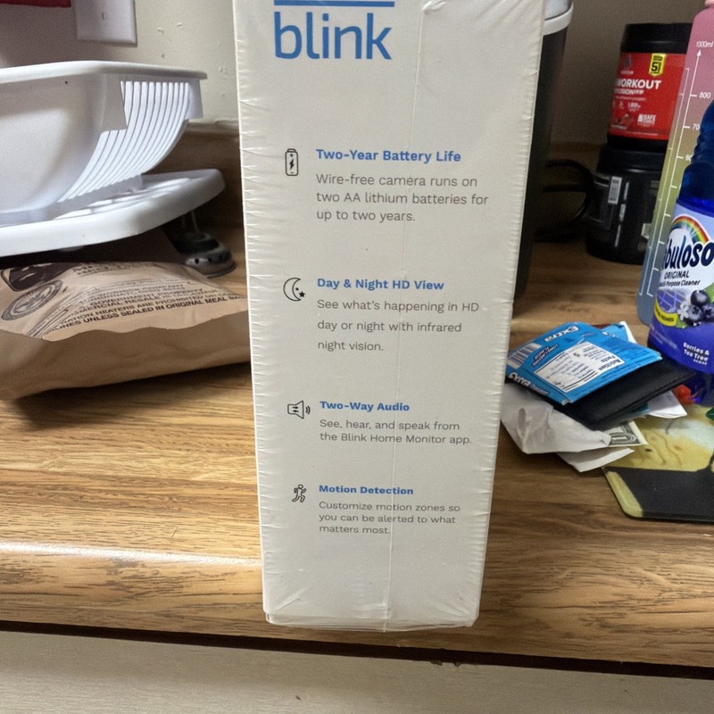 Blink - 2 Outdoor Cameras (3rd Gen) Wireless 1080p Security System Sealed New gallery