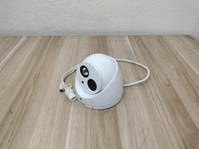 Dahjua 4MP PoE IP Eyeball Camera Outdoor PoE IP Camera N44CG52