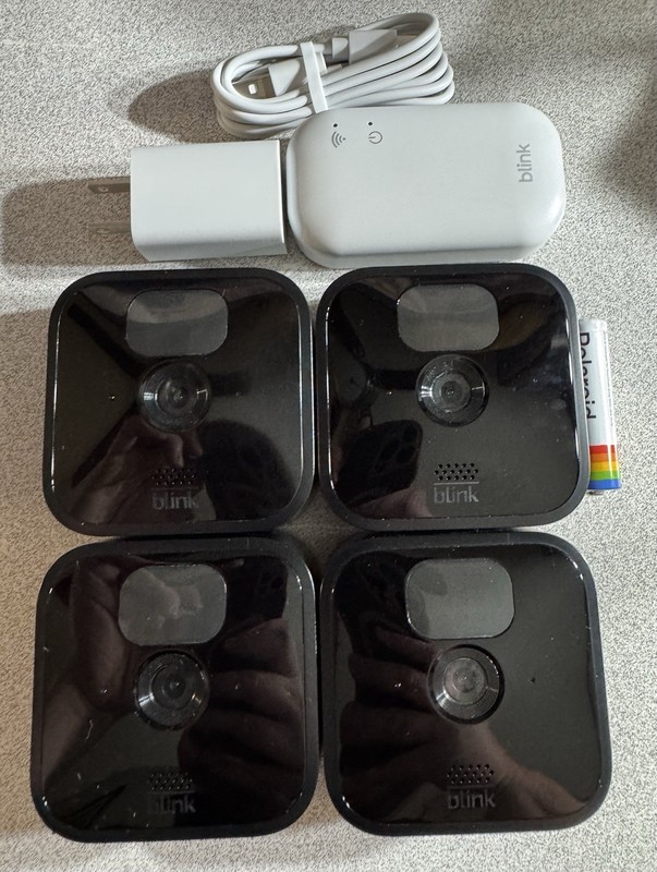 Blink Outdoor Cameras Set Of 4 Cam USED. Synk Module Brand New Mounting Incl