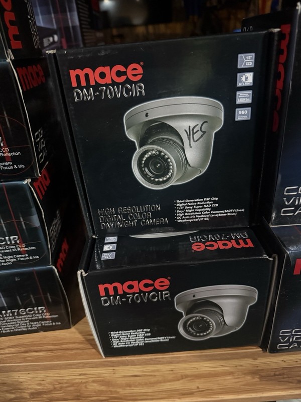 mace DM-70VCIR Dome CCTV Camera 560 TVL Digital Color Day/Night Weatherproof