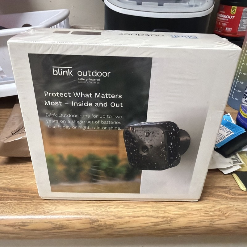 Blink - 2 Outdoor Cameras (3rd Gen) Wireless 1080p Security System Sealed New gallery