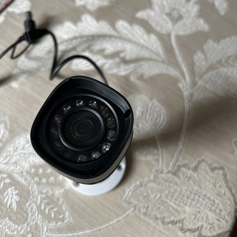 Lorex HD Analog 1080P In/Outdoor Camera w/ infrared. Complete with Cable￼. gallery