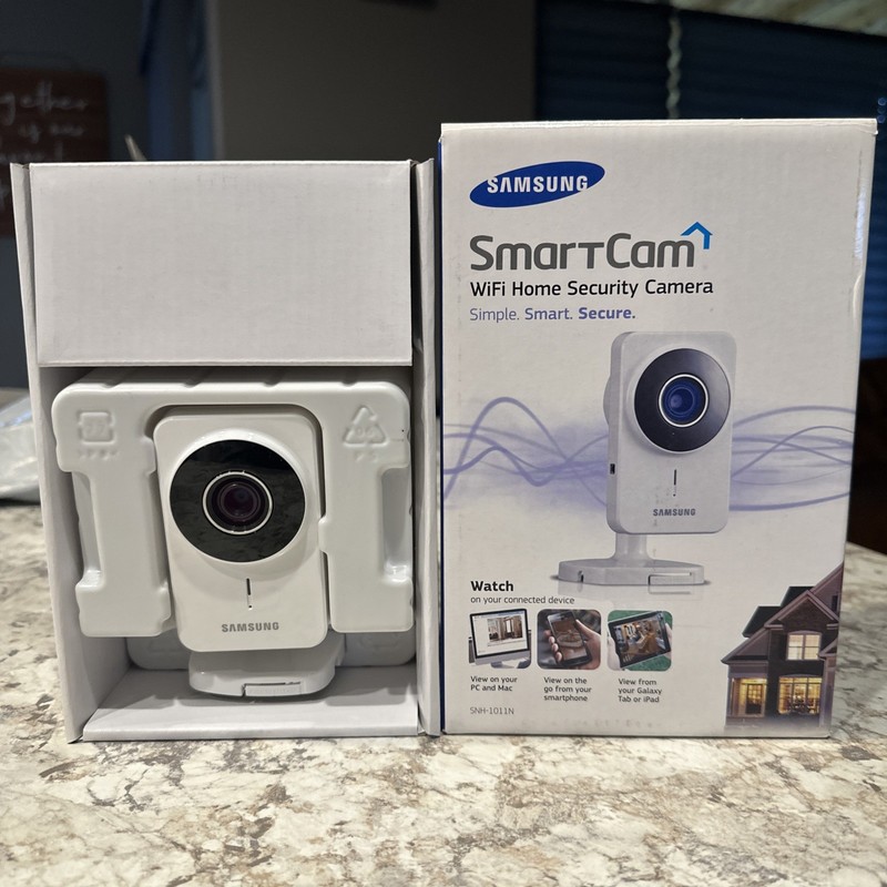 Samsung SNH-1011N Smartcam WiFi Home Security Camera