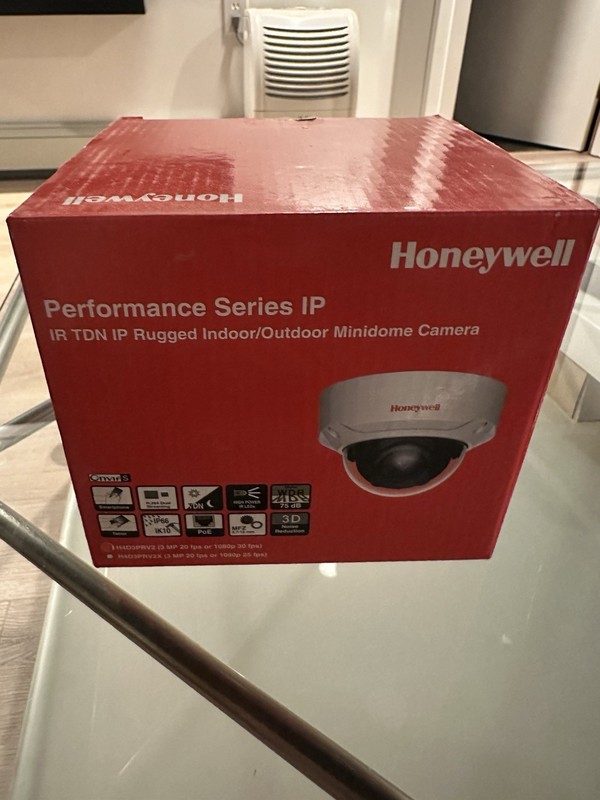 Honeywell – Performance Series IP IR TDN Rugged Indoor/Outdoor Minidome Camera