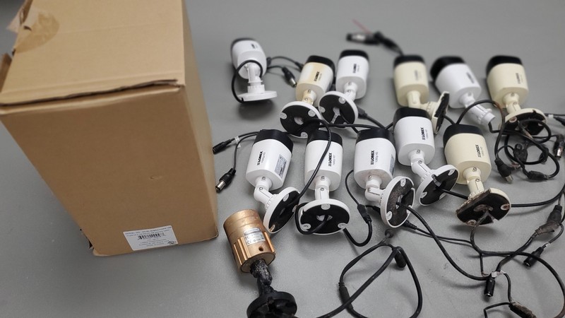 Lot of 11 Used Lorex CCTV BNC 1080pHD LBV2521-C Security Cameras, Cables, Spool