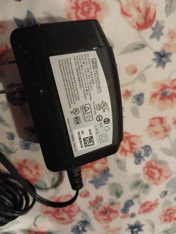 ADT PULSE RC8326 V2 Black Wireless Indoor Day/night HD Network Camera w/ Charger gallery