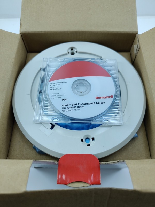 HONEYWELL H3W1F1X High Resolution Day/Night Rugged IP Mini Dome gallery