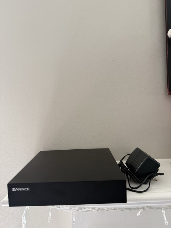 Sannce Digital Video RecorderModel: DT81BD System: PALPower: DC12V