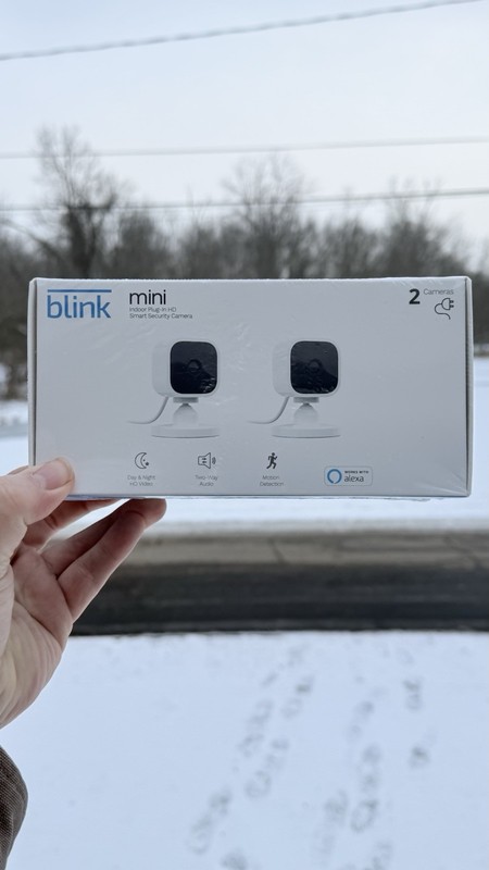 Blink Mini Compact Indoor Plug-In Smart Security Camera, White 1080p (2-Pack)