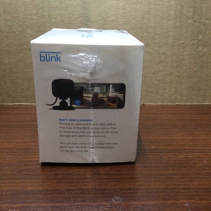Blink Mini Camera BCM00300UB Indoor Plug In Hd Smart Security *Sealed gallery