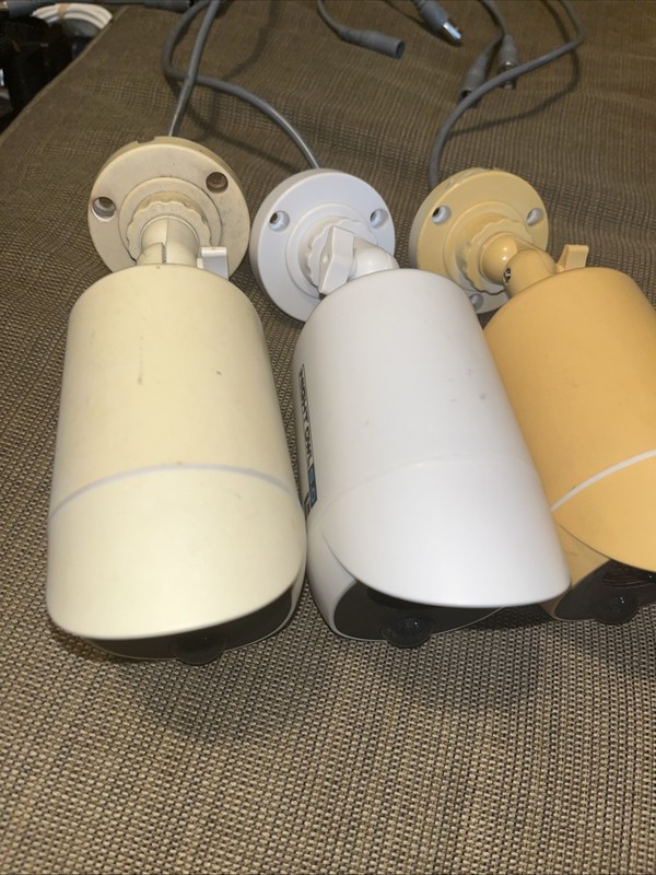 Lot Of 3 - Night Owl White 5MP HD Security Cameras, CM-PXHD50NW-BU-JF - UNTESTED gallery
