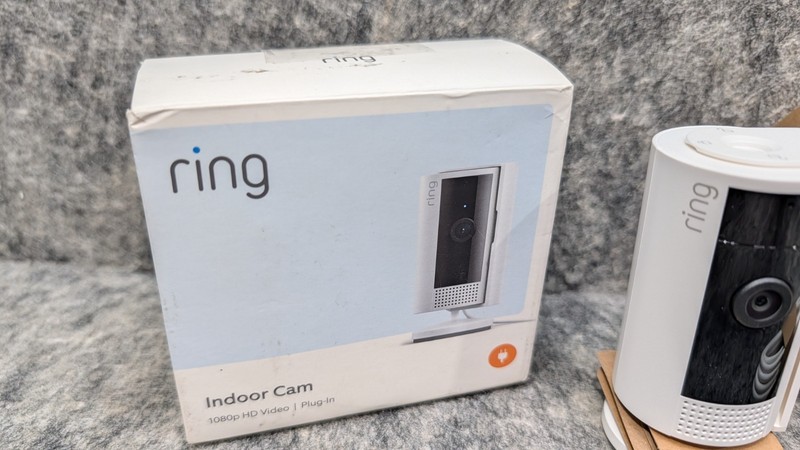 Ring Indoor Mini Camera 2nd Gen 2024 Plug-In Privacy White 🔥New/Open Box🔥 gallery