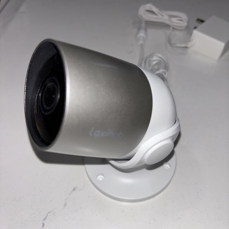 Laxihub Full HD 1080P Wi-Fi Outdoor Camera SD Card Included gallery