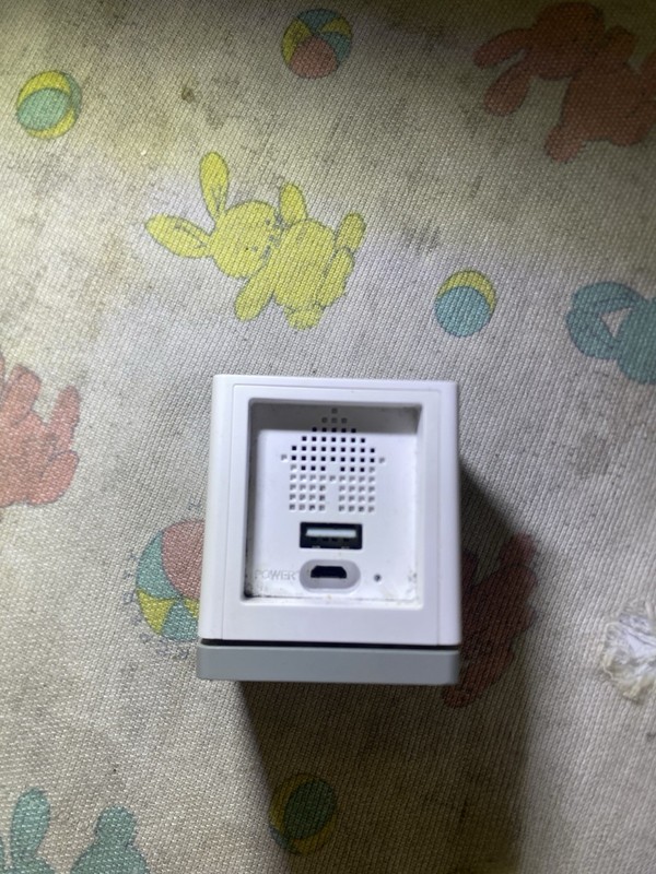 Wyze Cam V2 White Indoor Security Camera 1080p WYZEC2 Used/Read Description gallery