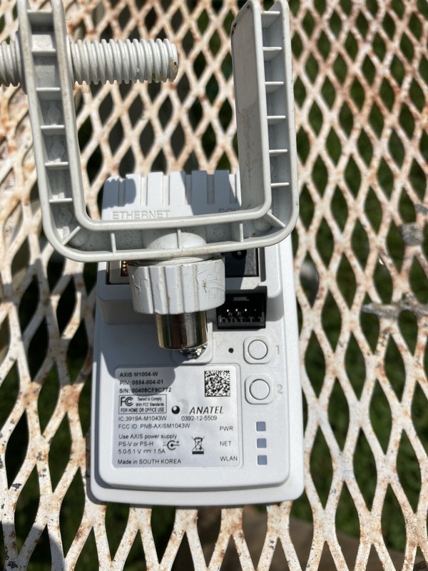 axis m1004-w ip camera gallery