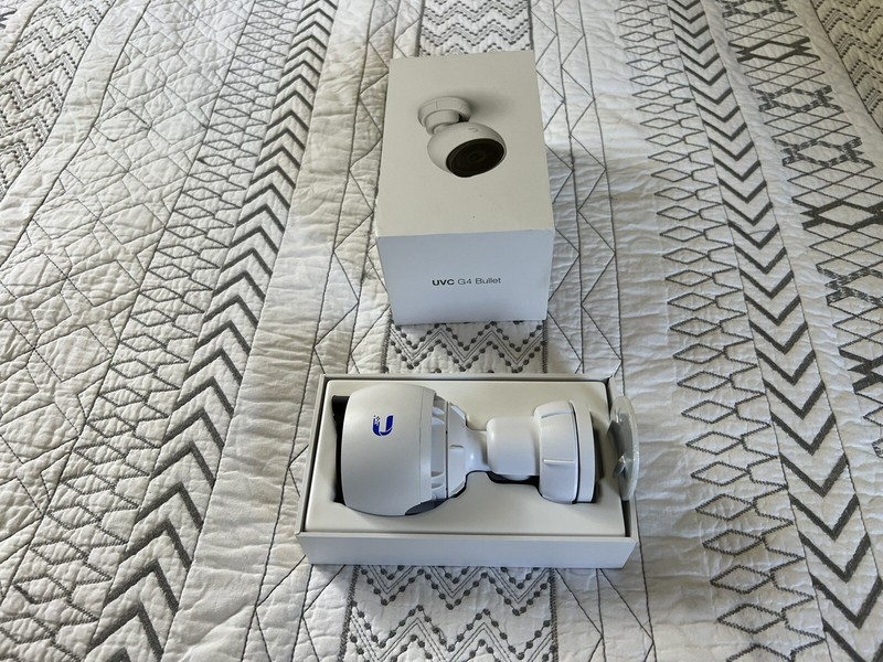 Ubiquiti Unifi UVC-G4-BULLET gallery