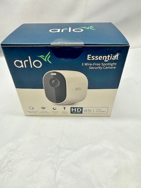 Arlo Essential VMC2030 Spotlight Single Wireless Indoor/Outdoor Security Camera