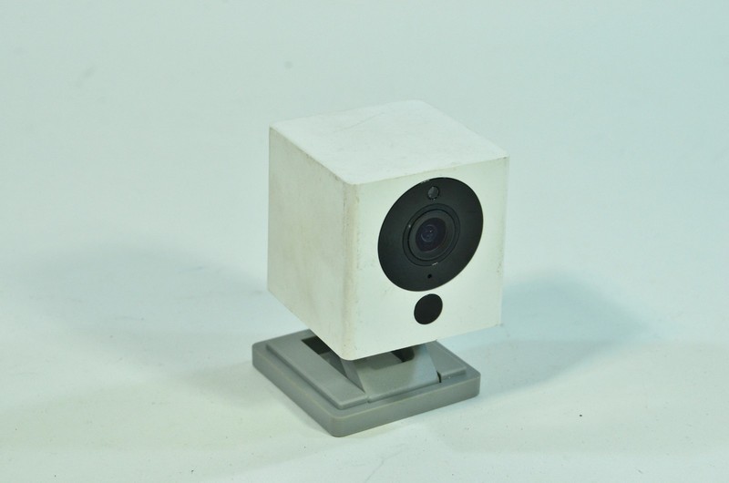 Wyze Cam v2 Smart Home Indoor Wired Camera White No Charger 30 Day Warranty gallery