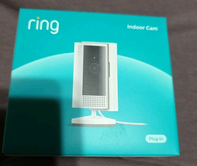 Ring Indoor Cam 2nd Gen (B0B6GLQJMV) Wi-Fi 1080p FHD Indoor Camera – White